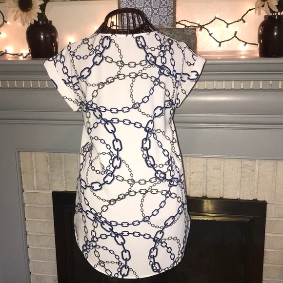 Express Cuffed Sleeve Blouse - Picture 5 of 6